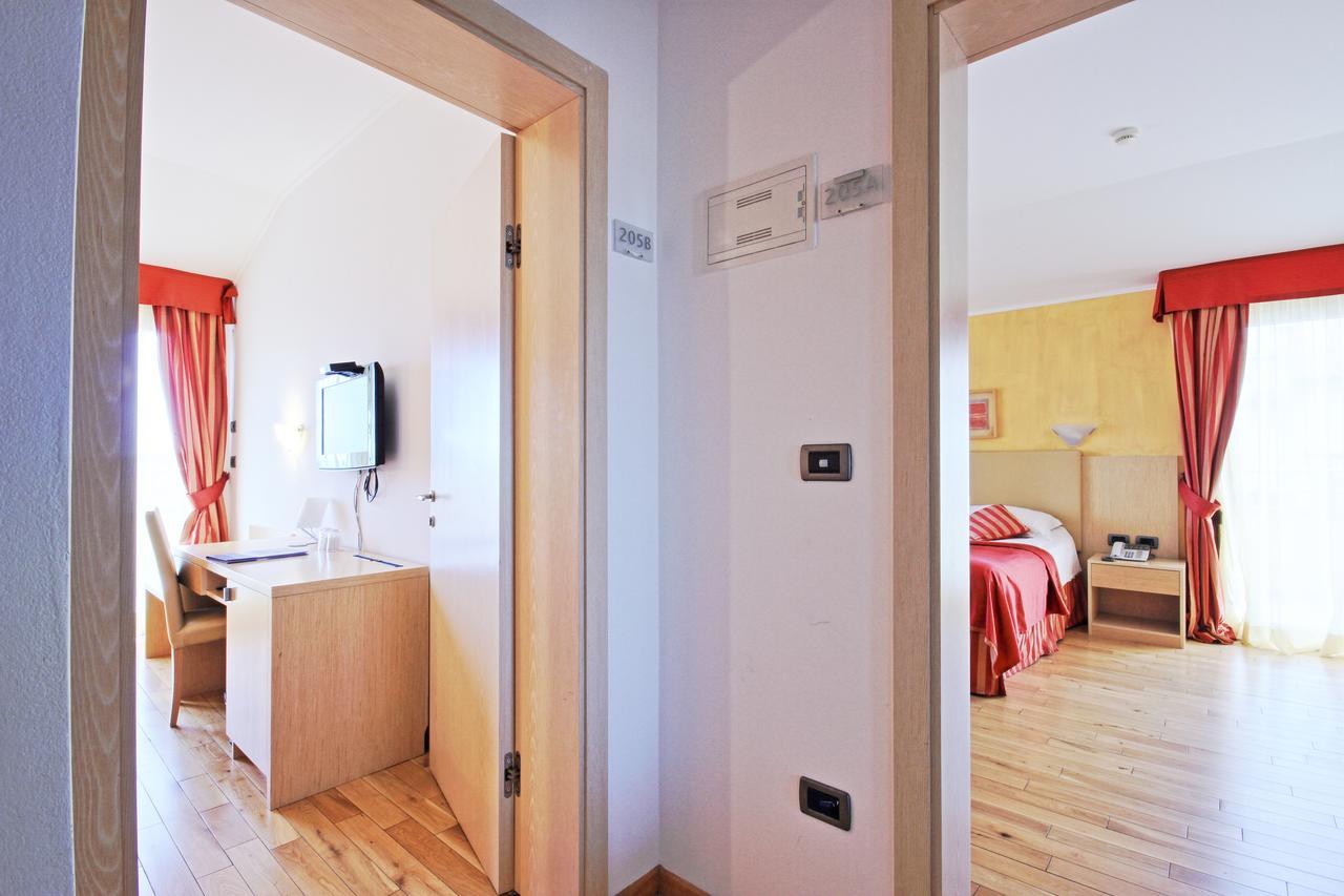 Bed and Breakfast Vilola à Zambratija  Extérieur photo