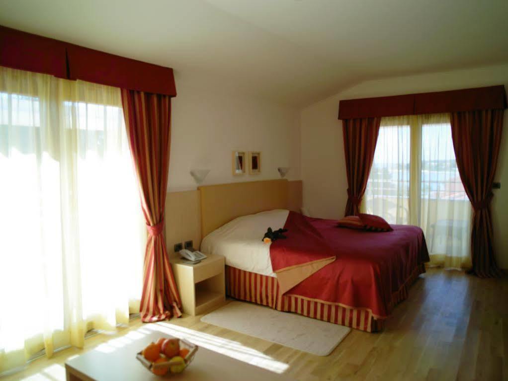 Bed and Breakfast Vilola à Zambratija  Extérieur photo