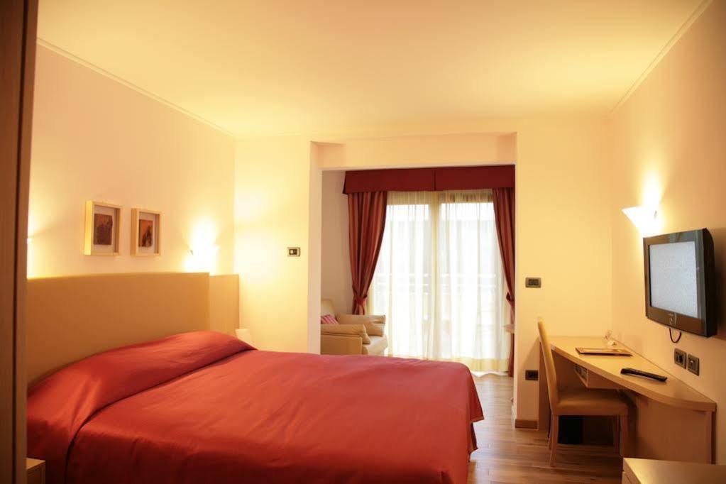 Bed and Breakfast Vilola à Zambratija  Extérieur photo