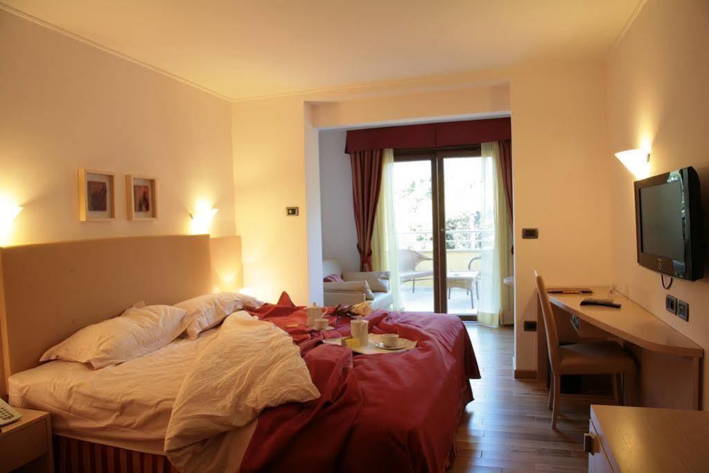 Bed and Breakfast Vilola à Zambratija  Extérieur photo